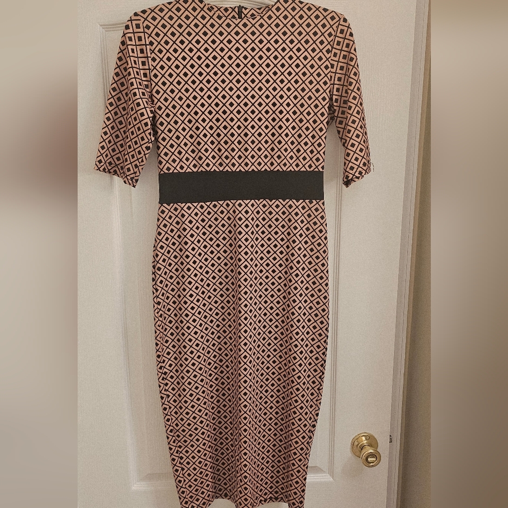Geometric Patterned Peach and Black Dress